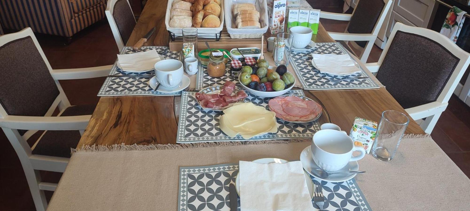R3 - Guesthouse Travessa Da Arieira Aguda (Leiria) Esterno foto